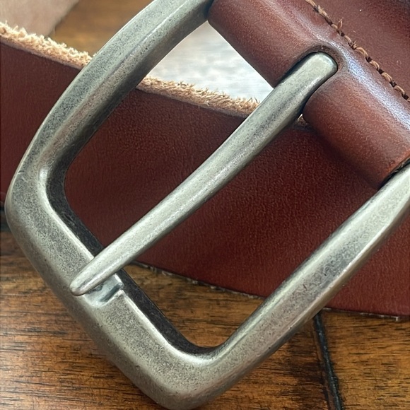 Men’s Brown Full Grain Leather Belt size approx  48” long - Picture 2 of 14